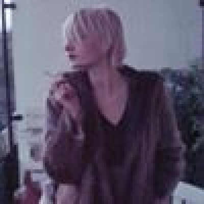 Linsey  is looking for an Apartment / Rental Property / HouseBoat in Amsterdam