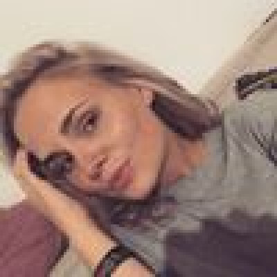 Mellissa  zoekt een Appartement / Huurwoning in Amsterdam