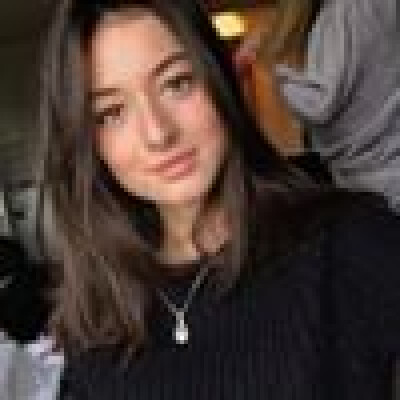 Michelle zoekt een Kamer / Appartement / Huurwoning in Amsterdam