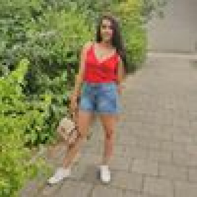 Sabrina  is looking for a Room / Apartment / Rental Property / Studio in Amsterdam