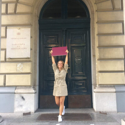 Alma  zoekt een Kamer / Appartement / Huurwoning / Studio in Amsterdam