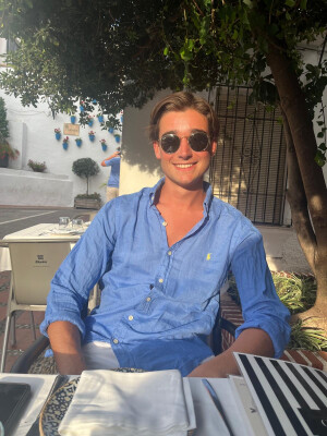 Max zoekt een Kamer / Appartement / Huurwoning / Studio / Woonboot in Amsterdam