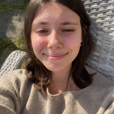 Carlotta Anna is looking for ::/str_naun(Room / Apartment / Studio)::\ in Amsterdam