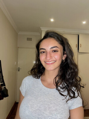 Gabriella  zoekt een Kamer / Appartement / Studio in Amsterdam