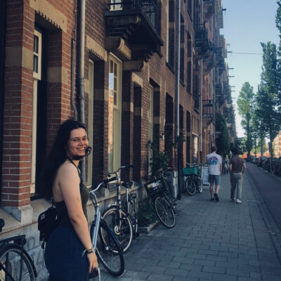 Roza is looking for ::/str_naun(Room / Apartment / Studio / HouseBoat)::\ in Amsterdam