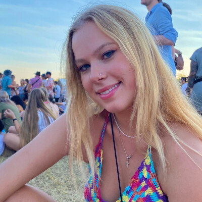 Amelia zoekt een Kamer / Appartement / Studio / Woonboot in Amsterdam