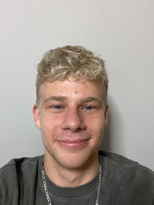 Egor  zoekt een Kamer / Appartement / Huurwoning / Studio / Woonboot in Amsterdam