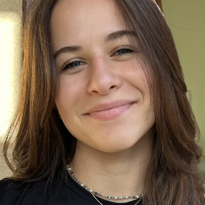 Marie is looking for ::/str_naun(Apartment / Rental Property)::\ in Amsterdam