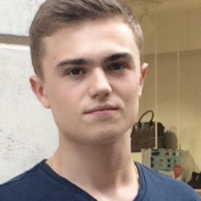 Raphael zoekt een Kamer / Appartement / Studio / Woonboot in Amsterdam