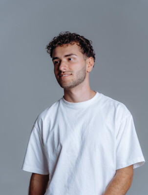 Felipe zoekt een Kamer / Appartement / Studio in Amsterdam